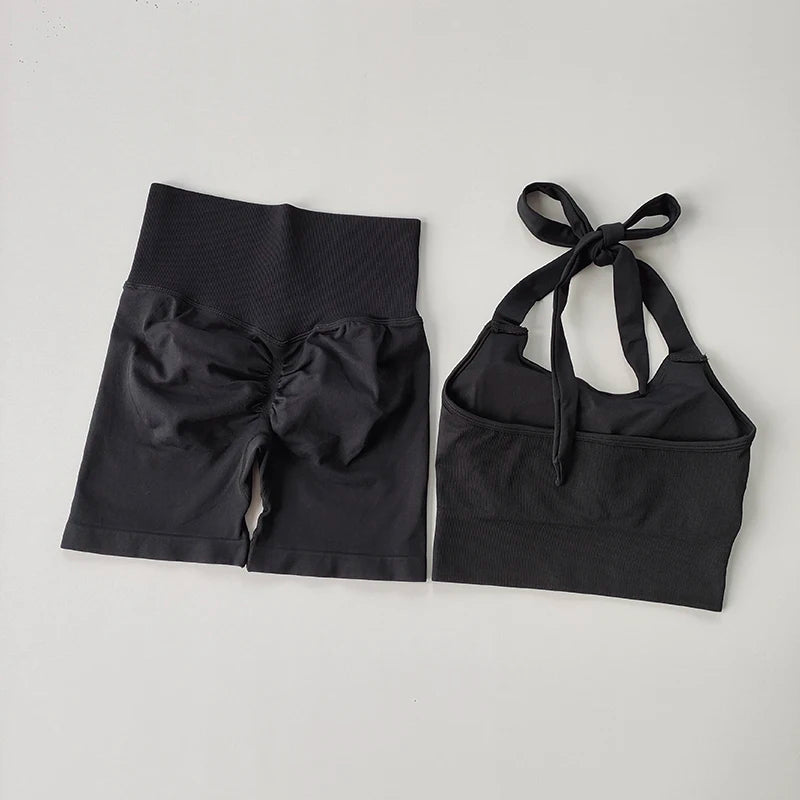 Peach Hip Lifting Sports Set – Neck-Hanging Shockproof Bra & Quick-Dry Shorts for Gym, Running, and Yoga