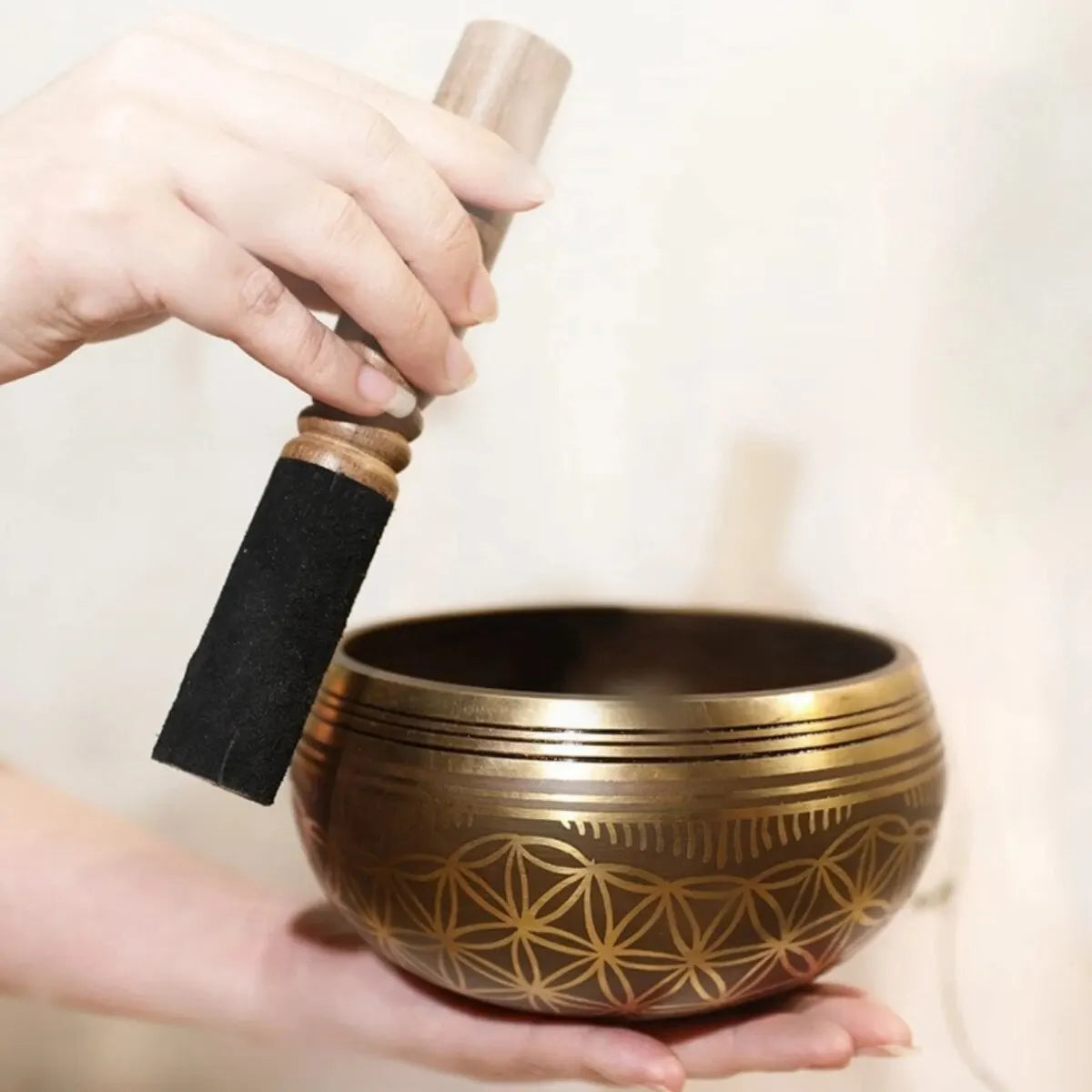 Miwayer Tibetan Singing Bowl Set – Flower of Life Design for Meditation & Stress Relief