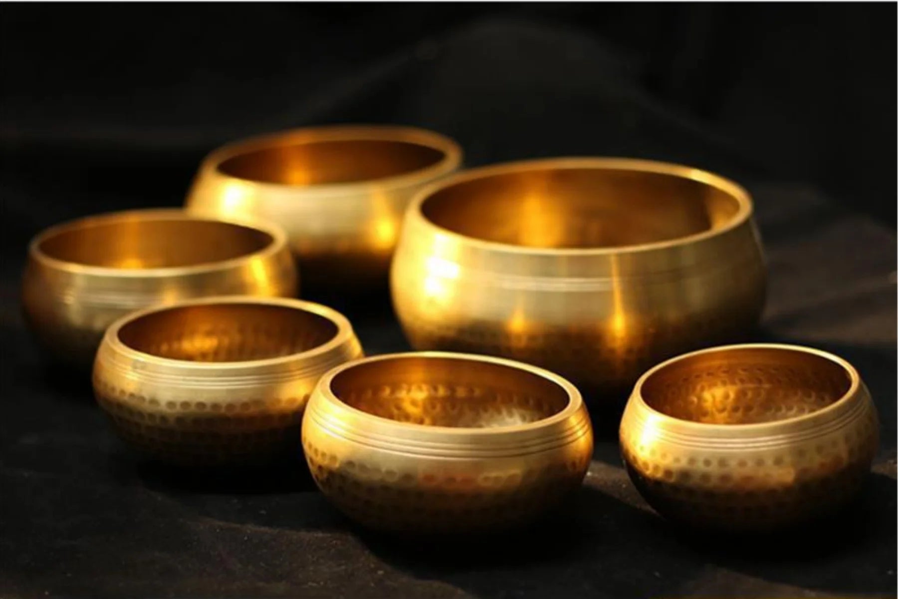 Tibetan Singing Bowl Set – 6 Size Options for Meditation, Yoga & Stress Relief