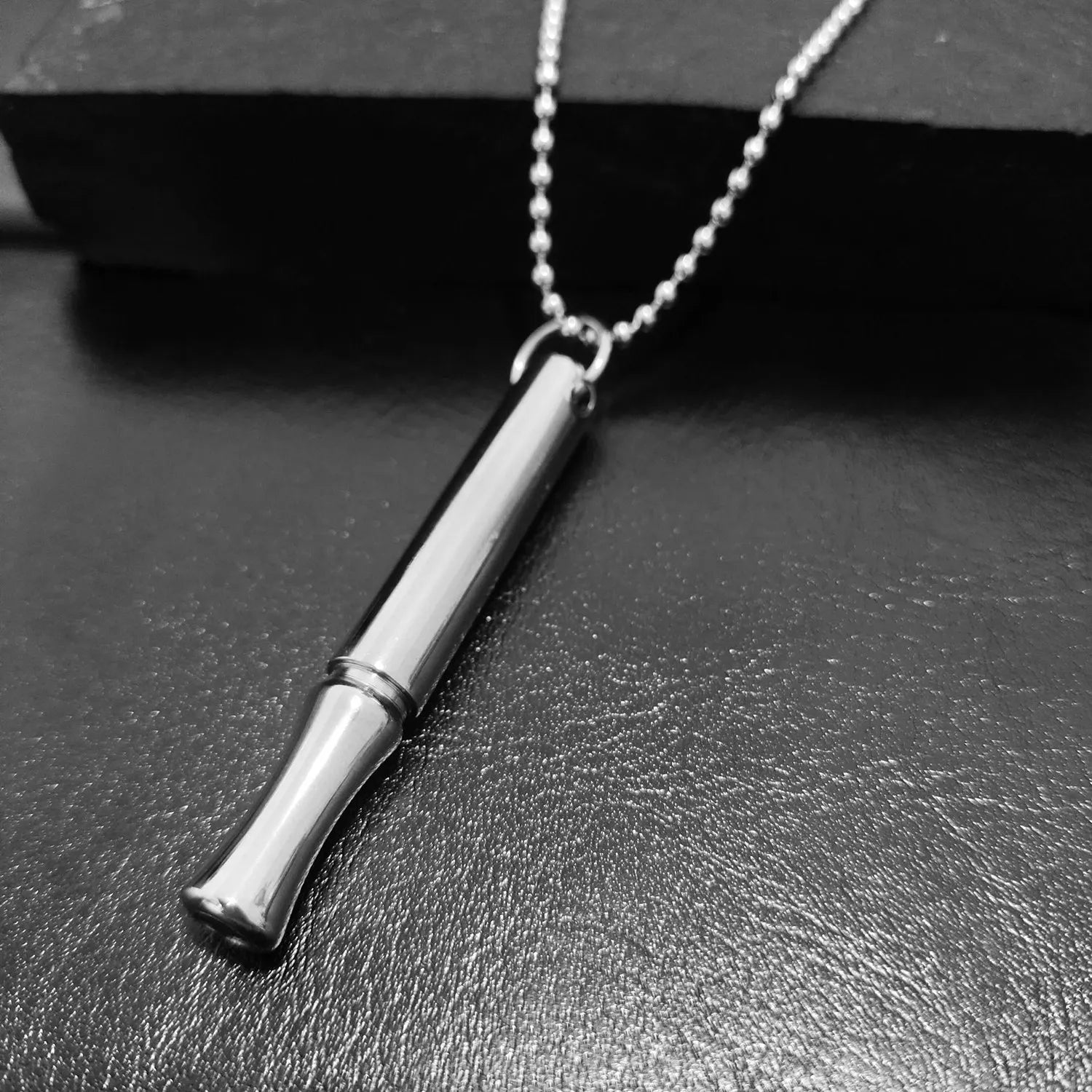 Mindfulness Breathing Necklace – Anxiety & Stress Relief Tool with Chain