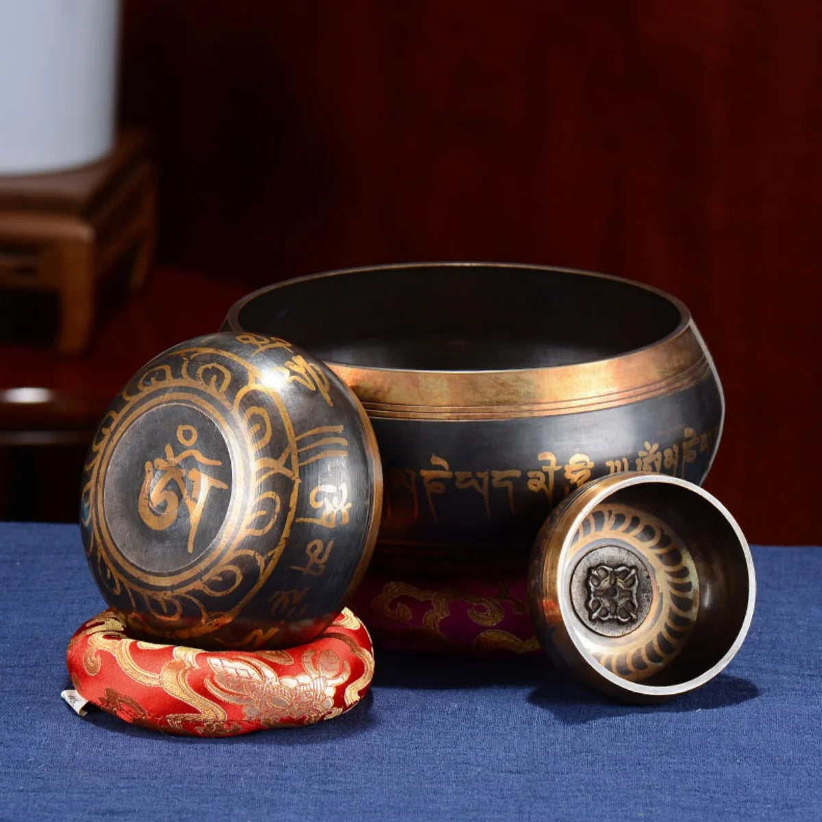 Tibetan Singing Bowl Set – 8.5 to 20cm Scripture Bowls for Meditation & Chakra Healing